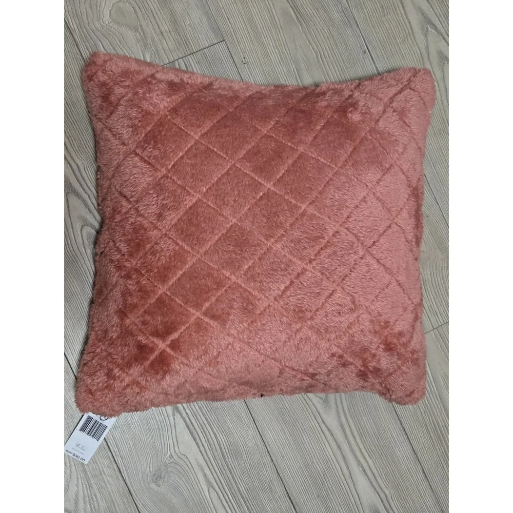 NWT Vera Bradley Throw Pillow Pink‎ 18 X 18 Enchanted Mandala NEW